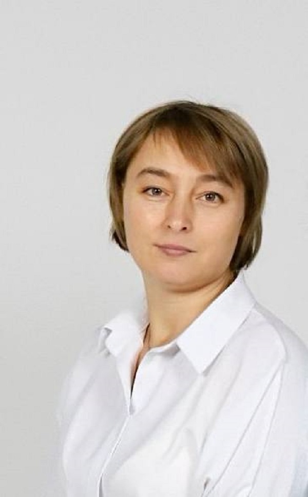 Пономарева Елена Адольфовна.
